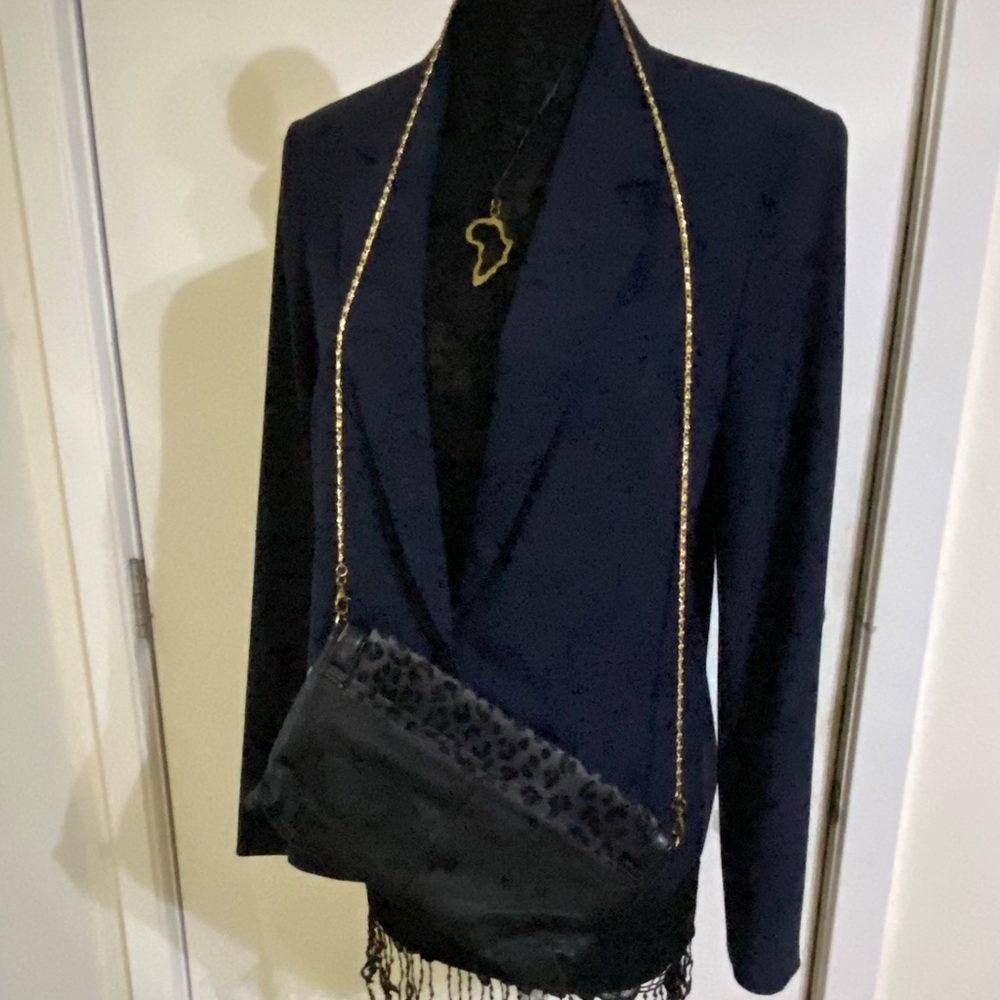 DENTS black clutch & crossbody purse - Picture 3 of 13